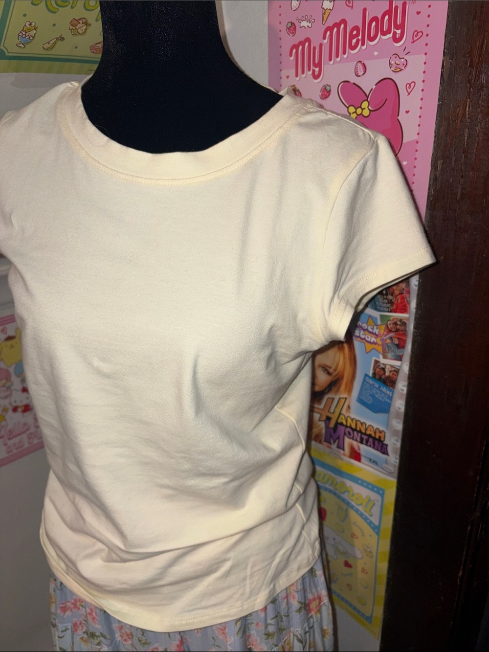 Women's Cream Short-Sleeve Crewneck Tee + long skirt